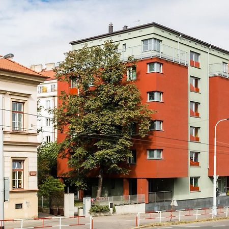 Penzion Paloucek Prague Exterior photo