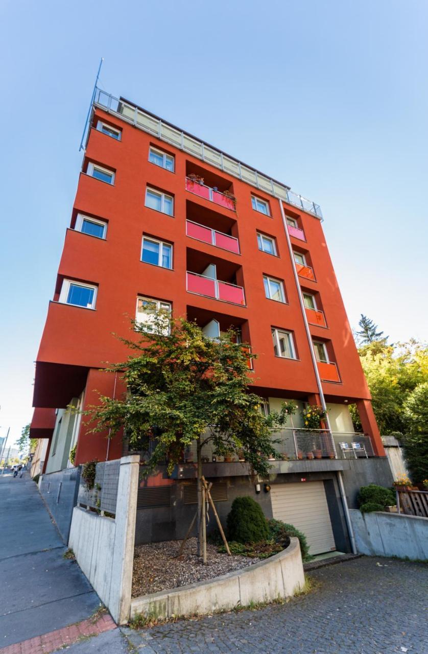 Penzion Paloucek Prague Exterior photo